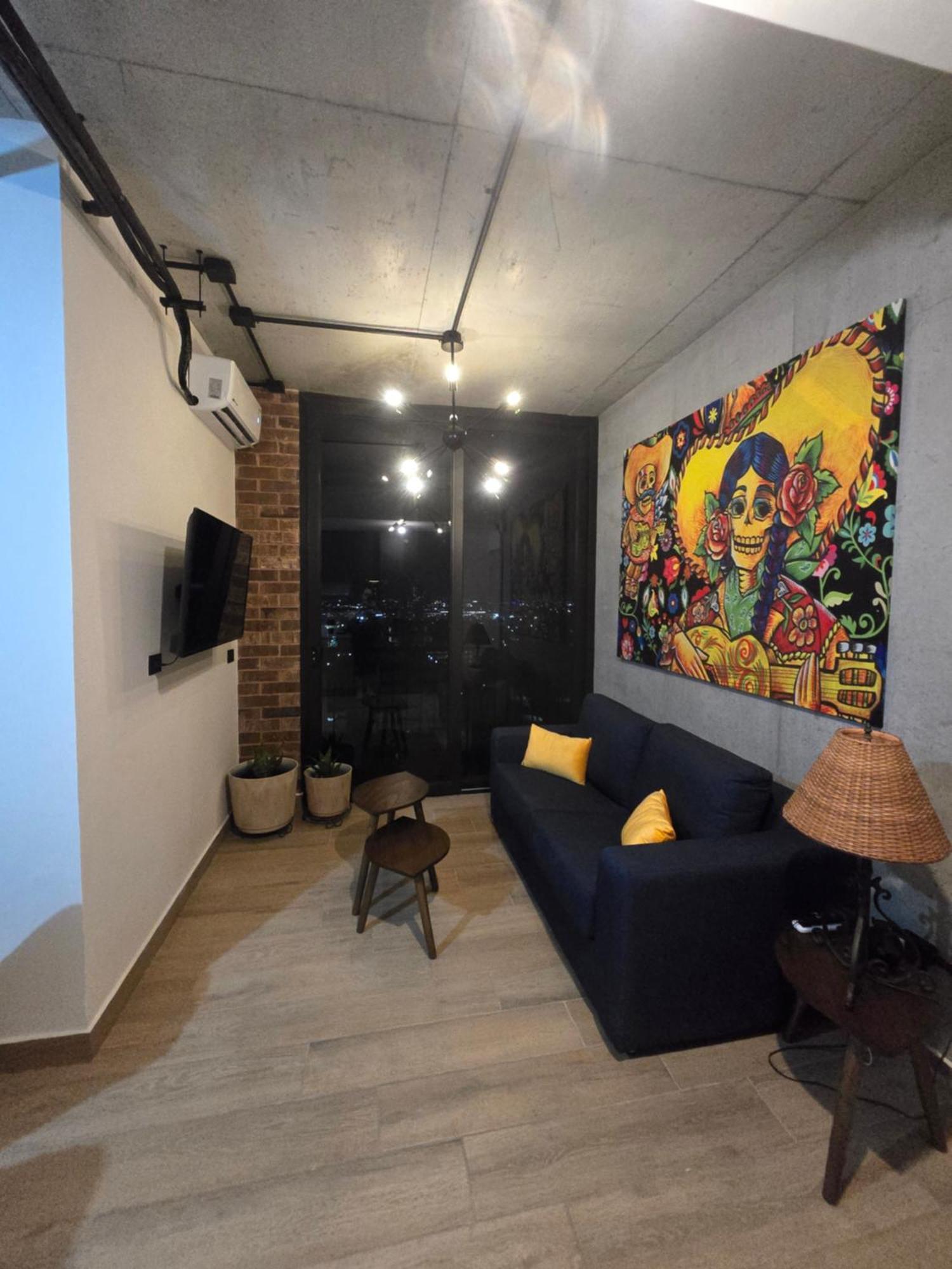 1609 Barrio W Aparthotel *